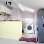 Floor In The Center Of Apartament Pomorie