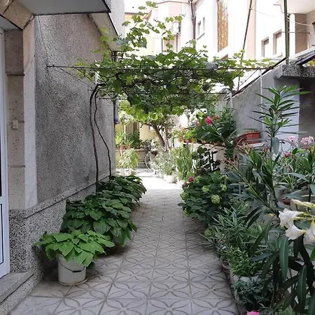 Apartmán Floor In The Center Of